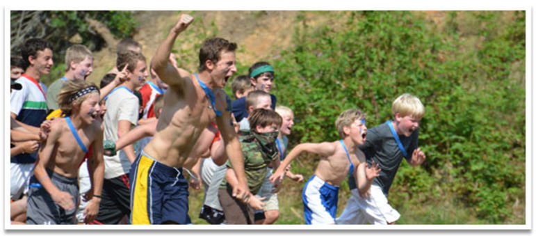 Group of campers running at Falling Creek Camp