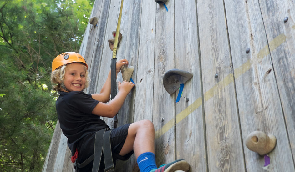 Climbing-wall-sport-climbing