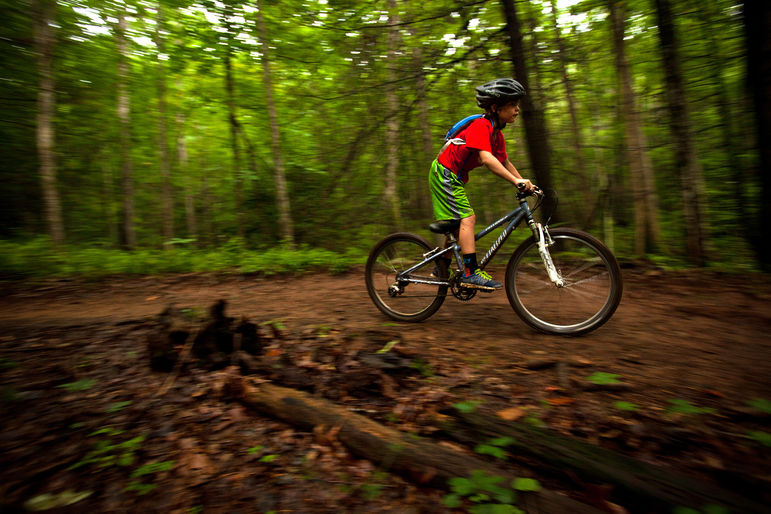 On an average camp day, in addition to our regularly scheduled activities, six to 10 trips depart for various destinations in the mountains of Western North Carolina. Trips can include whitewater canoeing and kayaking, lake canoeing, mountain biking, multi-day hiking trips, and rock climbing.